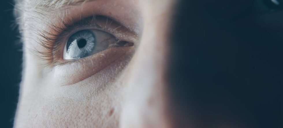 How Do Eyes Show Early Signs Of Alzheimer's?